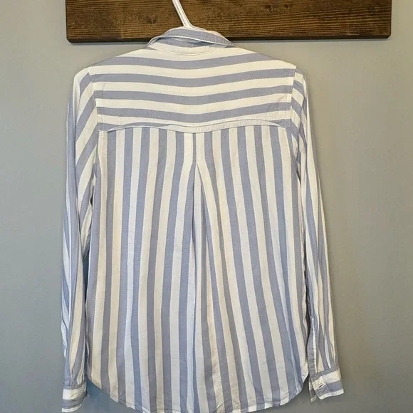 Beach lunch lounge Blue and White Striped Button Down Shirt size Small - Picture 7 of 11